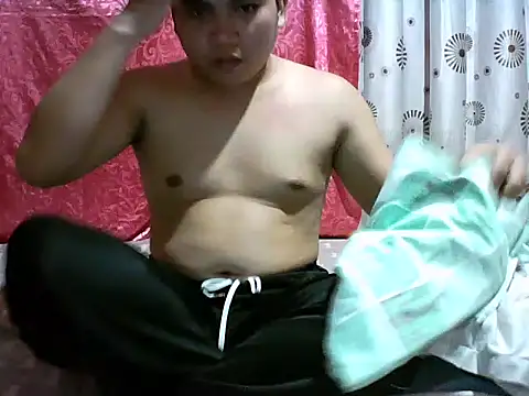 Snapshot of alhex_gay26 chatting on 02-12-26, 02:06 alhex gay26 online show from 02-12-26, 02:06