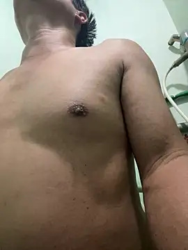 hotboy2x online show from 05-08-26, 10:35