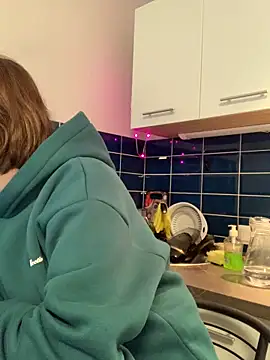 Snapshot of Rainbow_W chatting on 10-24-25, 11:31 Rainbow W online show from 10-24-25, 11:31