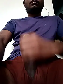 Snapshot of PlushOrnament93 chatting on 01-07-26, 06:29 PlushOrnament93 online show from 01-07-26, 06:29