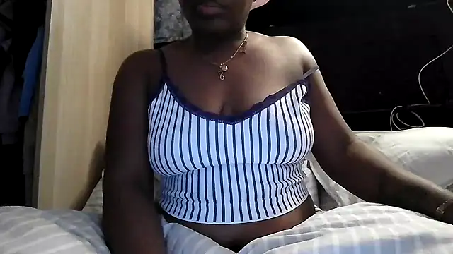 Curvy AfricanQuinn online show from 02-16-26, 09:34