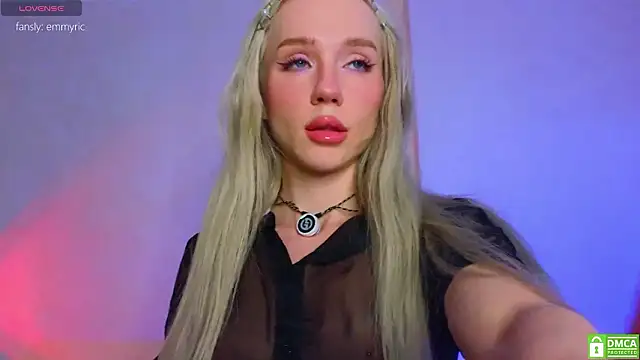 KittenFang online show from 03-28-26, 06:36