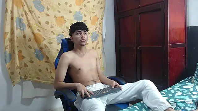 alice julls online show from 06-03-26, 04:33