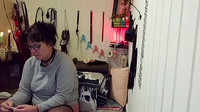 honey47 online show from 10-02-25, 01:36