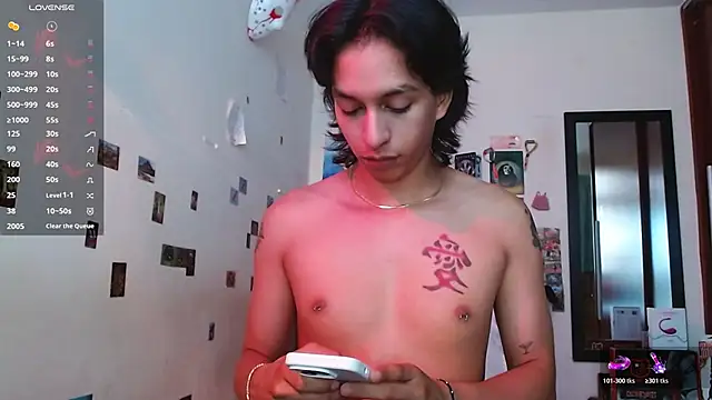 DannyPhantom555 online show from 10-27-25, 04:52