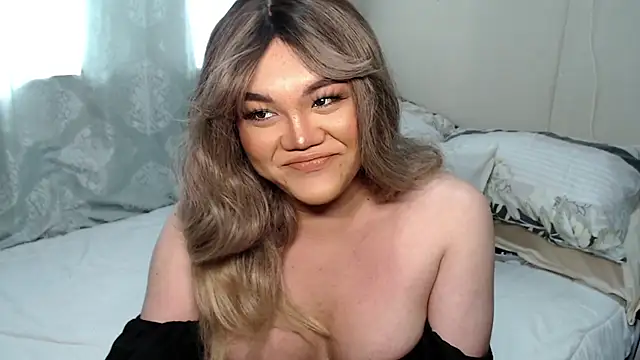 Snapshot of Olivia_lore chatting on 10-22-25, 02:11 Olivia lore online show from 10-22-25, 02:11