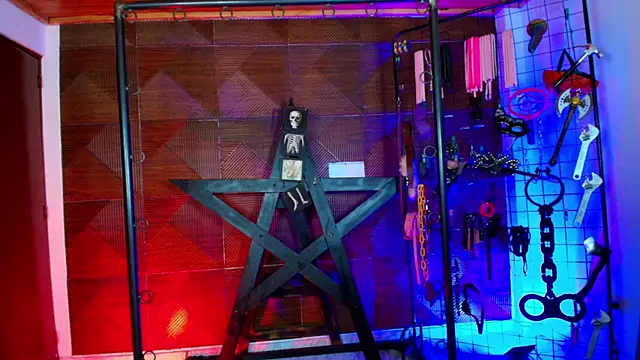Misstresss aurora bdsm online show from 07-11-26, 02:06