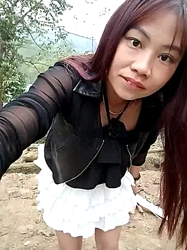 Dung-Thao19 online show from 12-14-25, 11:43