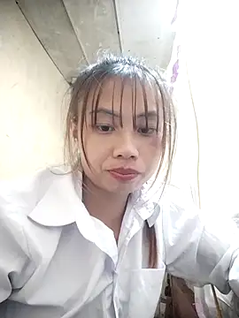 Snapshot of Dung-Thao19 chatting on 10-18-25, 12:29 Dung-Thao19 online show from 10-18-25, 12:29