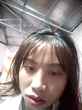 Snapshot of Dung-Thao19 chatting on 09-09-25, 05:39 Dung-Thao19 online show from 09-09-25, 05:39