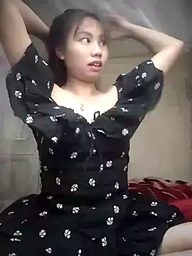 Snapshot of Dung-Thao19 chatting on 10-11-25, 11:17 Dung-Thao19 online show from 10-11-25, 11:17