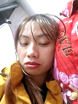 Snapshot of Dung-Thao19 chatting on 09-13-25, 06:19 Dung-Thao19 online show from 09-13-25, 06:19