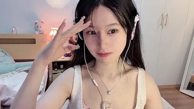 Snapshot of xixi_gougou chatting on 11-06-25, 02:04 xixi gougou online show from 11-06-25, 02:04