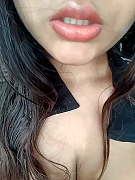 Hott Muskan online show from 01-18-26, 11:02