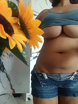 Hott Muskan online show from 07-11-26, 11:21
