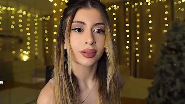 GeorginaHarn online show from 12-16-25, 02:10