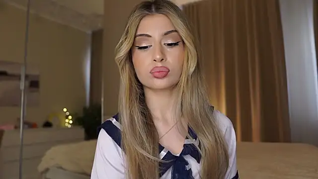 GeorginaHarn online show from 03-06-26, 09:04