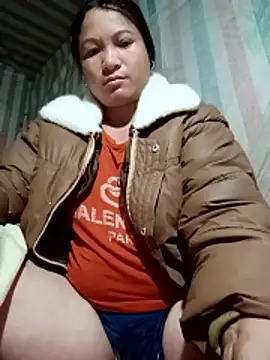 Love-Mama33 online show from 02-18-26, 11:34