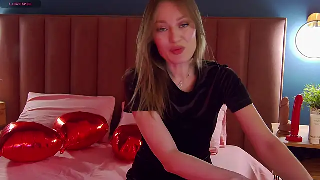 EvelynPoole online show from 02-19-26, 01:35