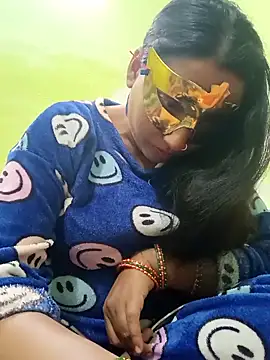 Snapshot of baurisilpi chatting on 12-19-25, 06:10 baurisilpi online show from 12-19-25, 06:10