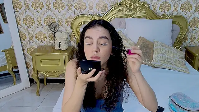 JessB  online show from 10-28-25, 07:35