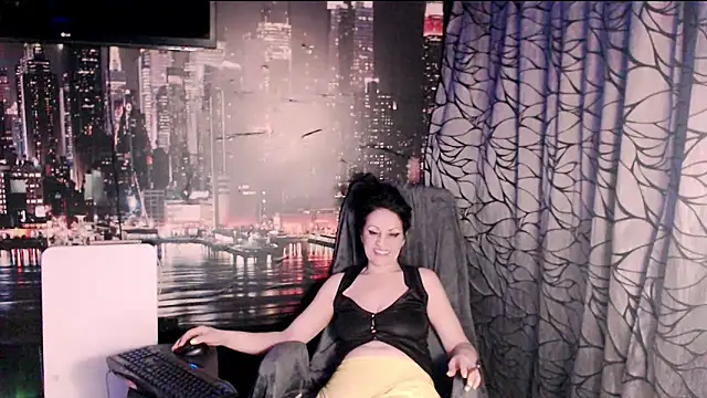 AMOURSWEET2025 online show from 04-02-26, 06:58