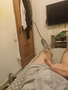 gigolobcn online show from 10-19-25, 05:10