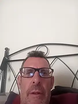 gigolobcn online show from 04-15-26, 01:15