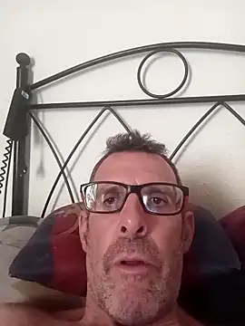 gigolobcn online show from 04-13-26, 01:37