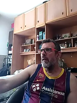 Snapshot of gigolobcn chatting on 05-16-26, 11:09 gigolobcn online show from 05-16-26, 11:09