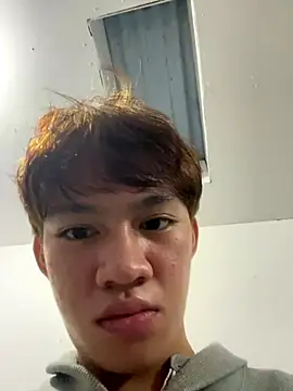 urasiantwinkbigcock online show from 10-18-25, 07:16