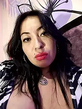 Snapshot of angelicroose2 chatting on 09-22-25, 06:41 angelicroose2 online show from 09-22-25, 06:41