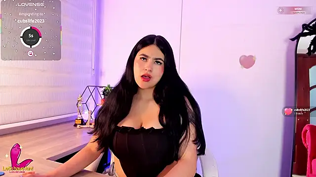 Emma  clark  online show from 10-29-25, 12:26