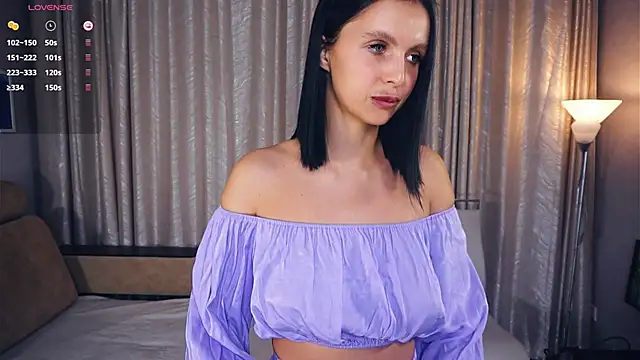 AfraBabyGills online show from 10-17-25, 07:26