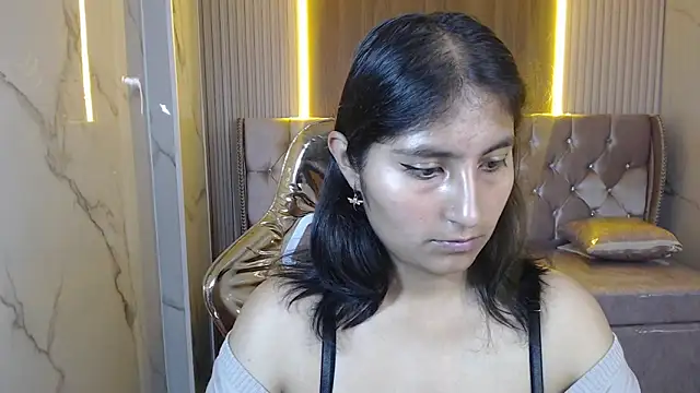 Snapshot of Gumball_b chatting on 11-25-25, 03:29 Gumball b online show from 11-25-25, 03:29