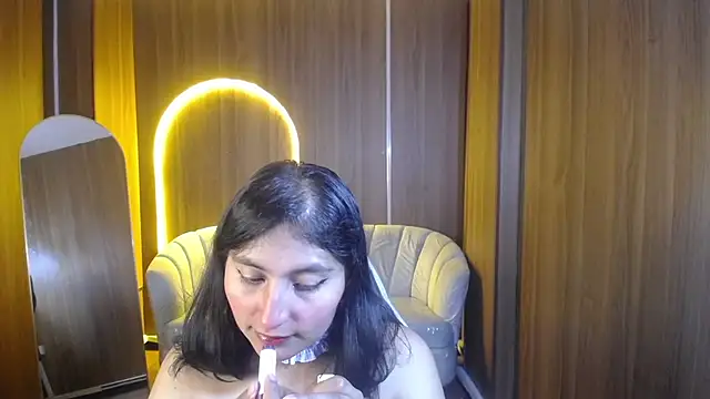 Snapshot of Gumball_b chatting on 11-08-25, 03:43 Gumball b online show from 11-08-25, 03:43