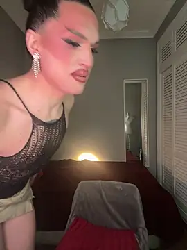 Snapshot of lacattiva chatting on 02-19-26, 08:17 lacattiva online show from 02-19-26, 08:17