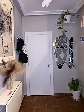 Snapshot of lacattiva chatting on 10-04-25, 04:41 lacattiva online show from 10-04-25, 04:41