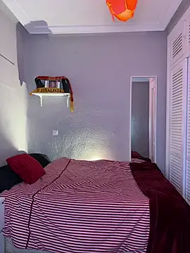 Snapshot of lacattiva chatting on 02-17-26, 04:26 lacattiva online show from 02-17-26, 04:26