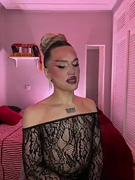 Snapshot of lacattiva chatting on 02-13-26, 03:34 lacattiva online show from 02-13-26, 03:34