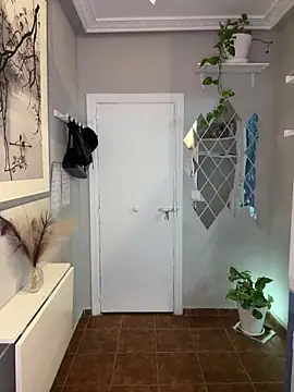 Snapshot of lacattiva chatting on 12-20-25, 02:20 lacattiva online show from 12-20-25, 02:20