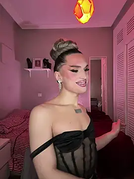 Snapshot of lacattiva chatting on 02-10-26, 05:45 lacattiva online show from 02-10-26, 05:45