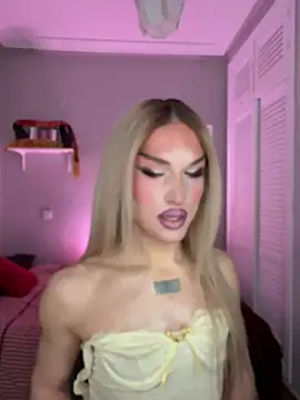 Snapshot of lacattiva chatting on 02-14-26, 05:46 lacattiva online show from 02-14-26, 05:46