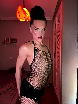 Snapshot of lacattiva chatting on 09-17-25, 05:04 lacattiva online show from 09-17-25, 05:04