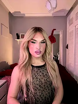 Snapshot of lacattiva chatting on 01-05-26, 06:11 lacattiva online show from 01-05-26, 06:11