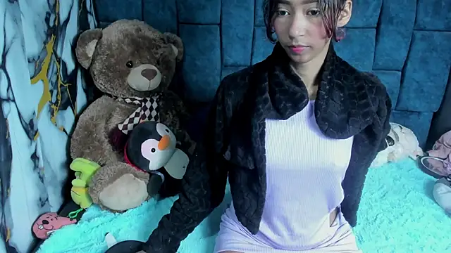 Snapshot of ValentinaKlean chatting on 07-14-26, 02:27 ValentinaKlean online show from 07-14-26, 02:27