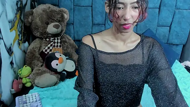Snapshot of ValentinaKlean chatting on 07-16-26, 01:24 ValentinaKlean online show from 07-16-26, 01:24