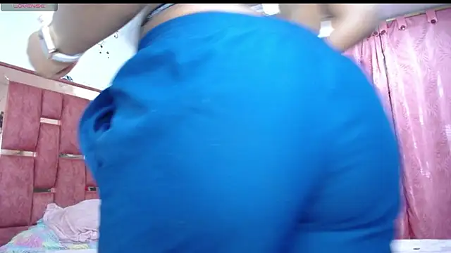 xayurin online show from 11-14-25, 08:18