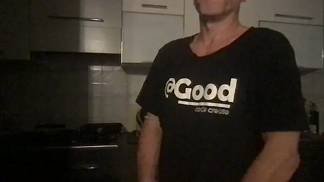 Axl hot online show from 07-13-26, 07:57