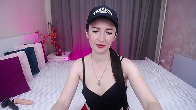 EvelinCuper online show from 11-15-25, 06:17